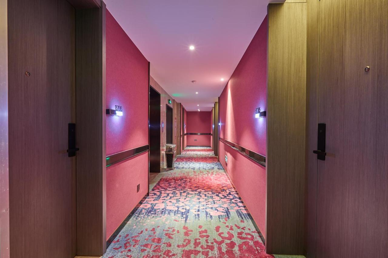 Yiwu Boman Boutique Hotel Buitenkant foto